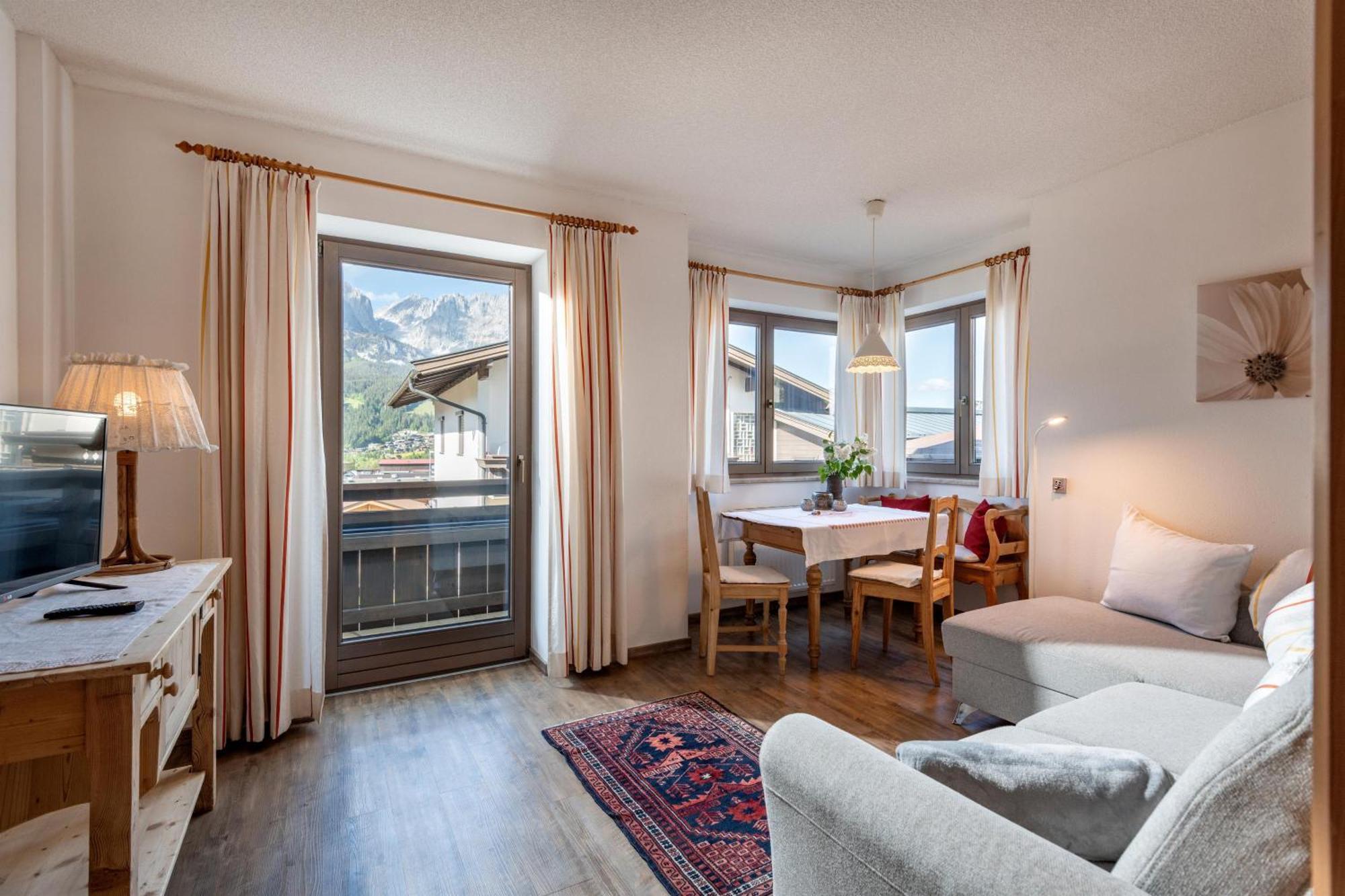Апартаменты Haus Alpin Элльмау Экстерьер фото
